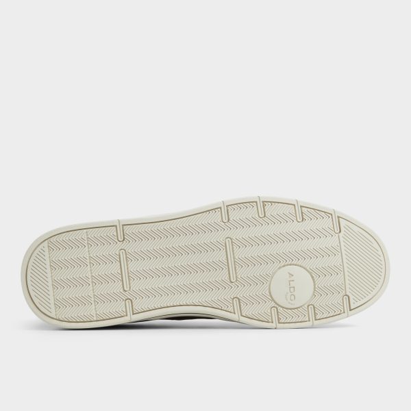Matchpoint - Image 7