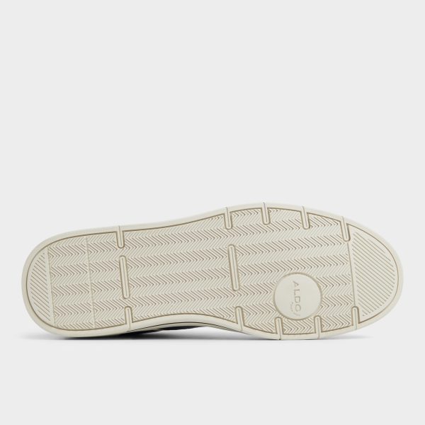 Matchpoint - Image 7
