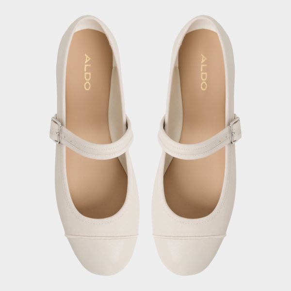 Caylyn - Image 6