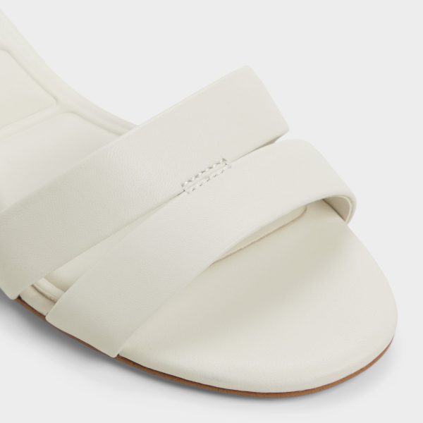 Scarletta - Image 5