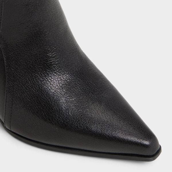 Saddle - Image 5