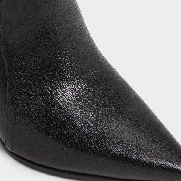 Saddle - Image 6