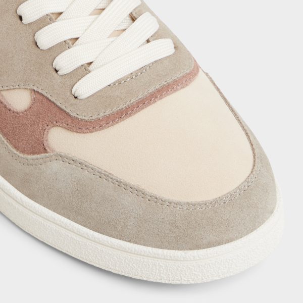 Curtis - Image 5