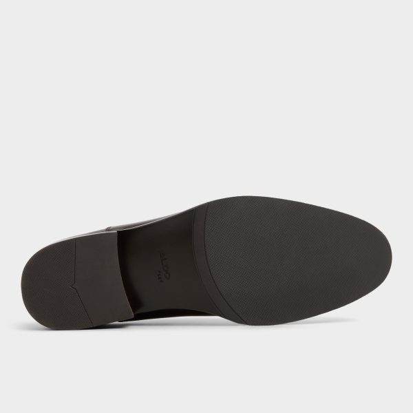 Reece - Image 7