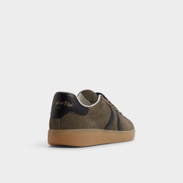 Chicsneaker - Image 2